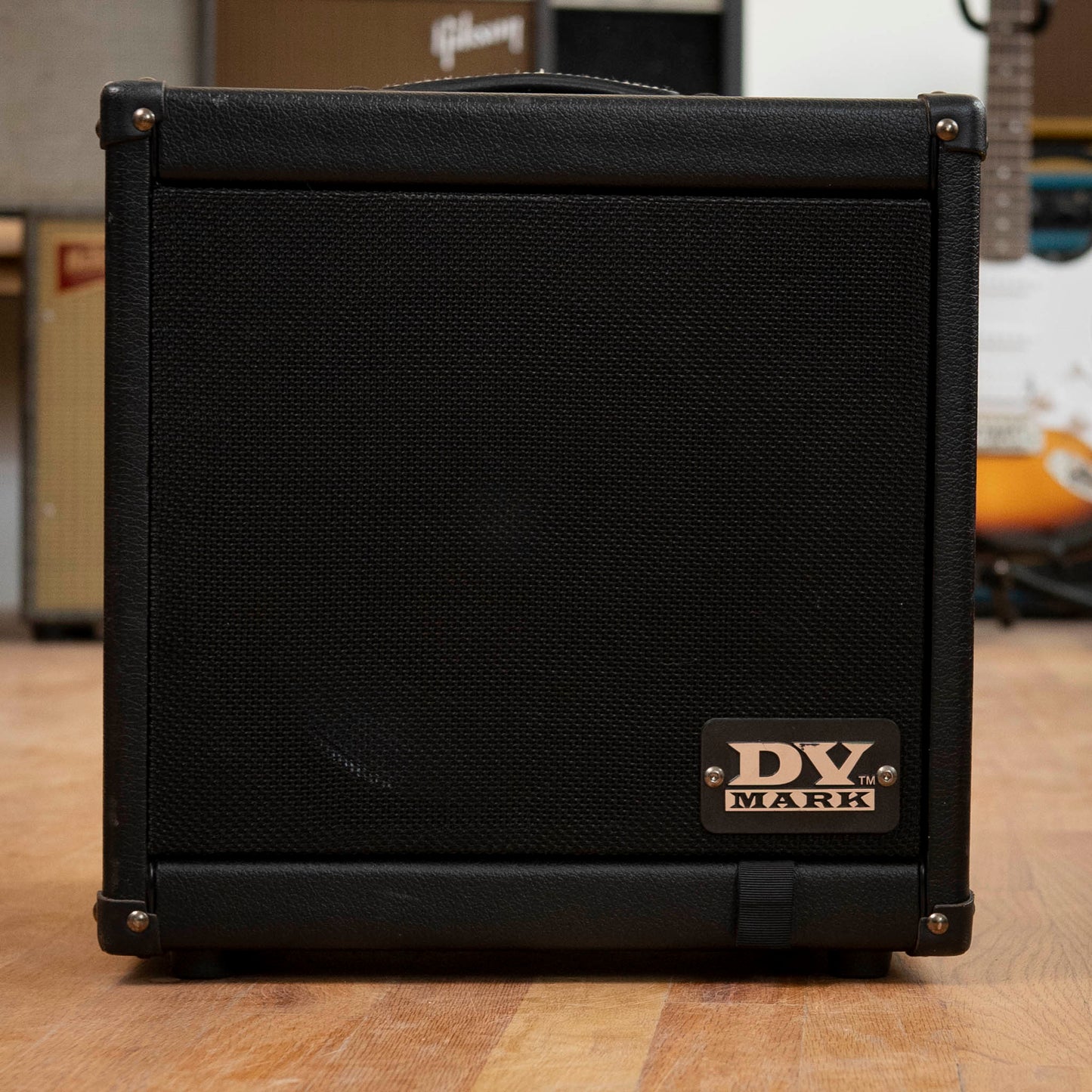 DV Mark Acoustic Amplifier DC101 2024 USED