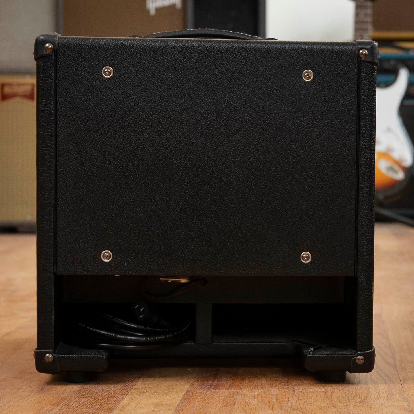 DV Mark Acoustic Amplifier DC101 2024 USED