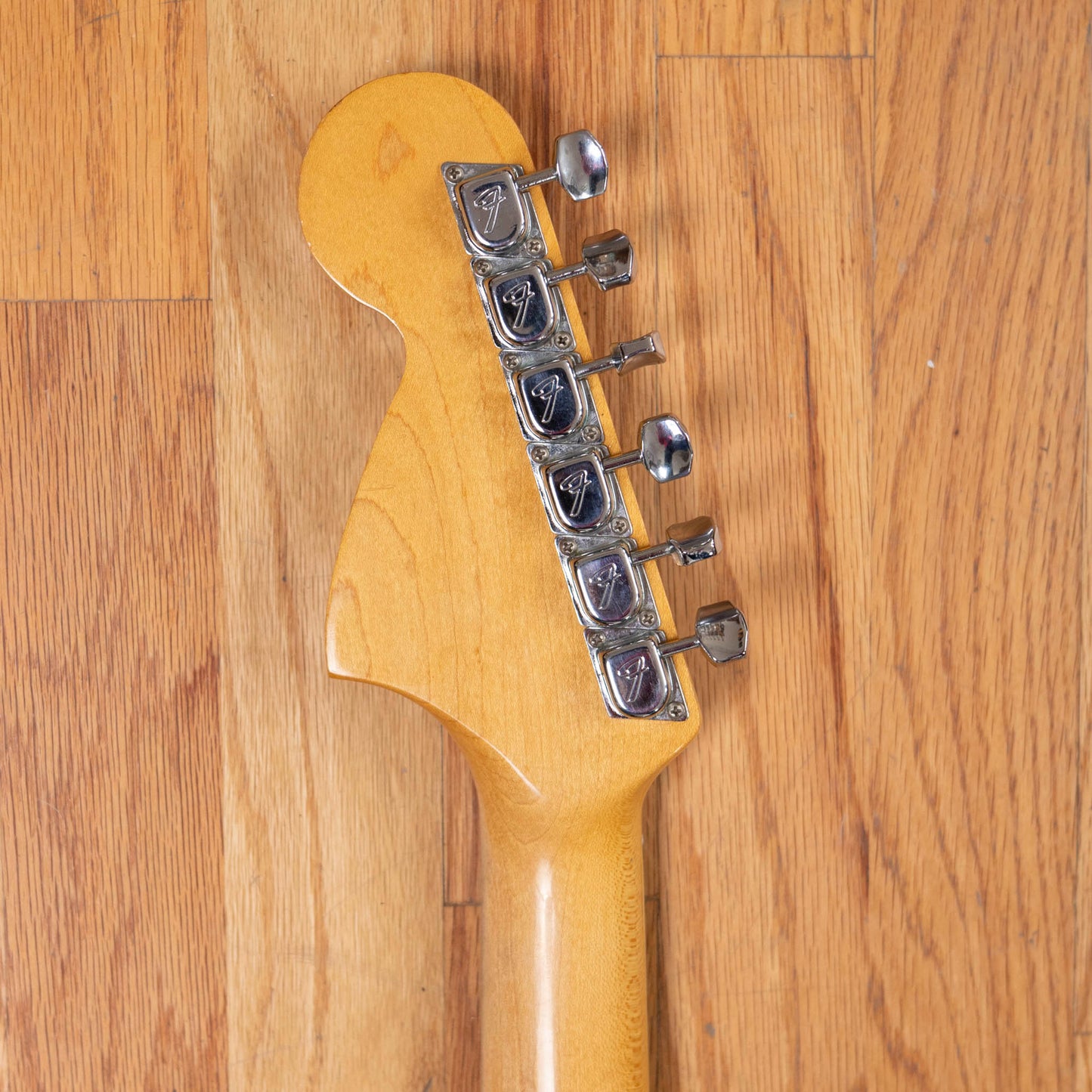 Fender Jaguar 1966 Walnut Refin