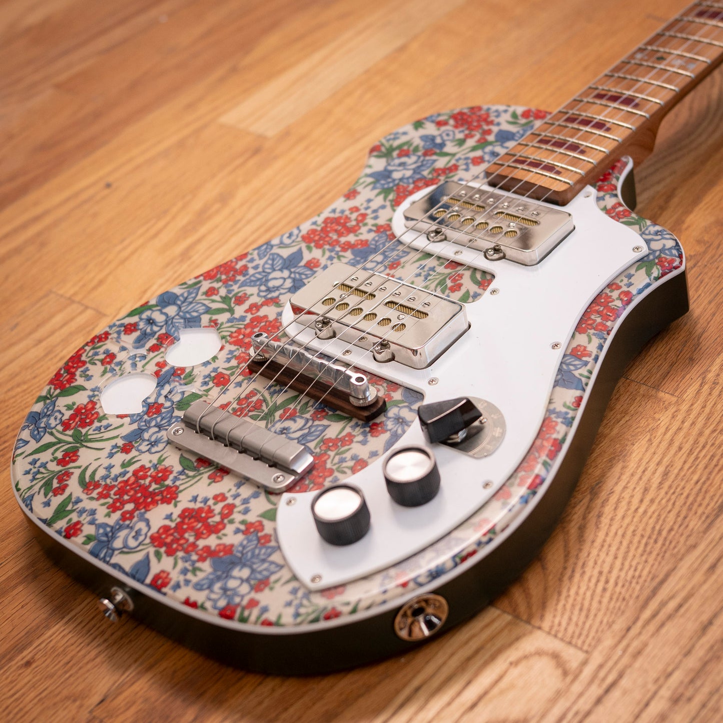 Lockhorn Instruments Runt "Margery" Floral
