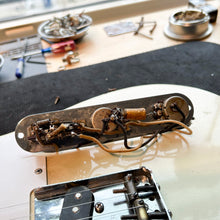 Load image into Gallery viewer, Fender Telecaster 1954 Tadeo Gomez Neck 1955 Refin Body w/HSC
