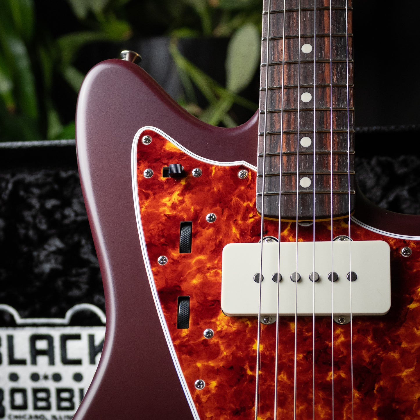 Black Bobbin '62 Custom JM Raspberry Smoothie