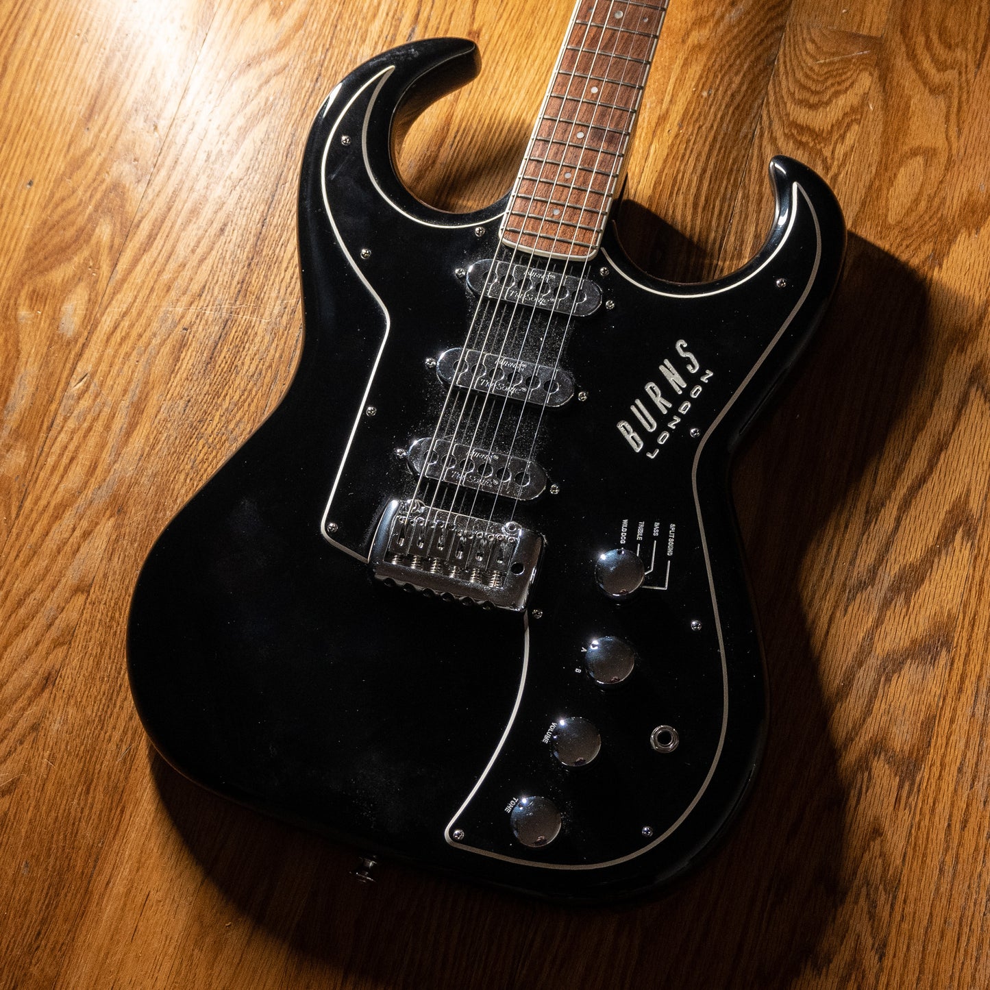 Burns Bison Black 1962 Reissue USED