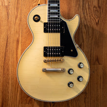 Load image into Gallery viewer, Gibson Custom Shop Les Paul Custom 2008 Aged Alpine White Limited Edition w/OHSC

