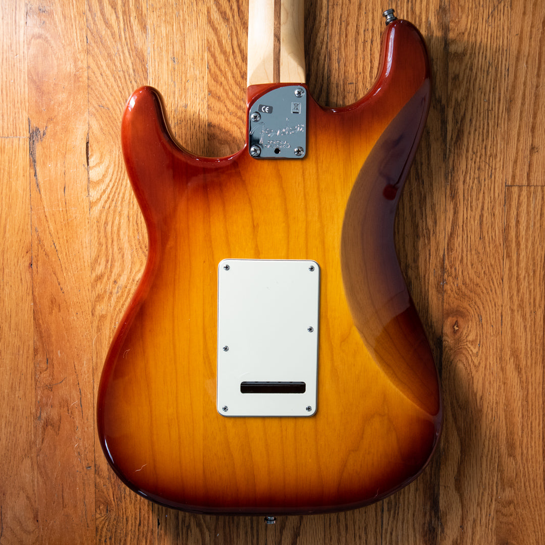 Fender American Deluxe Stratocaster Sienna Burst Auction
