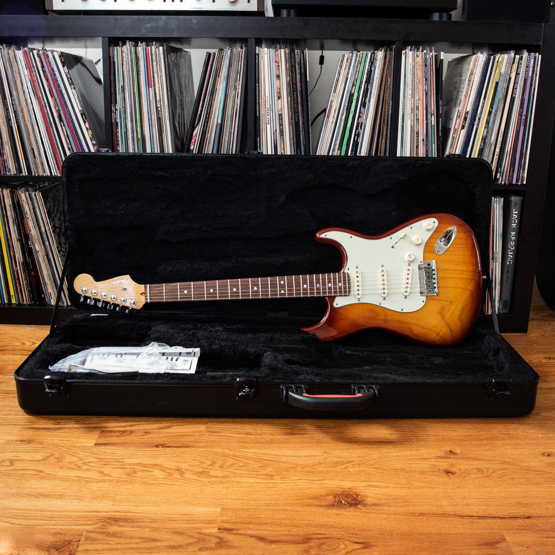 Fender American Deluxe Stratocaster Sienna Burst Auction