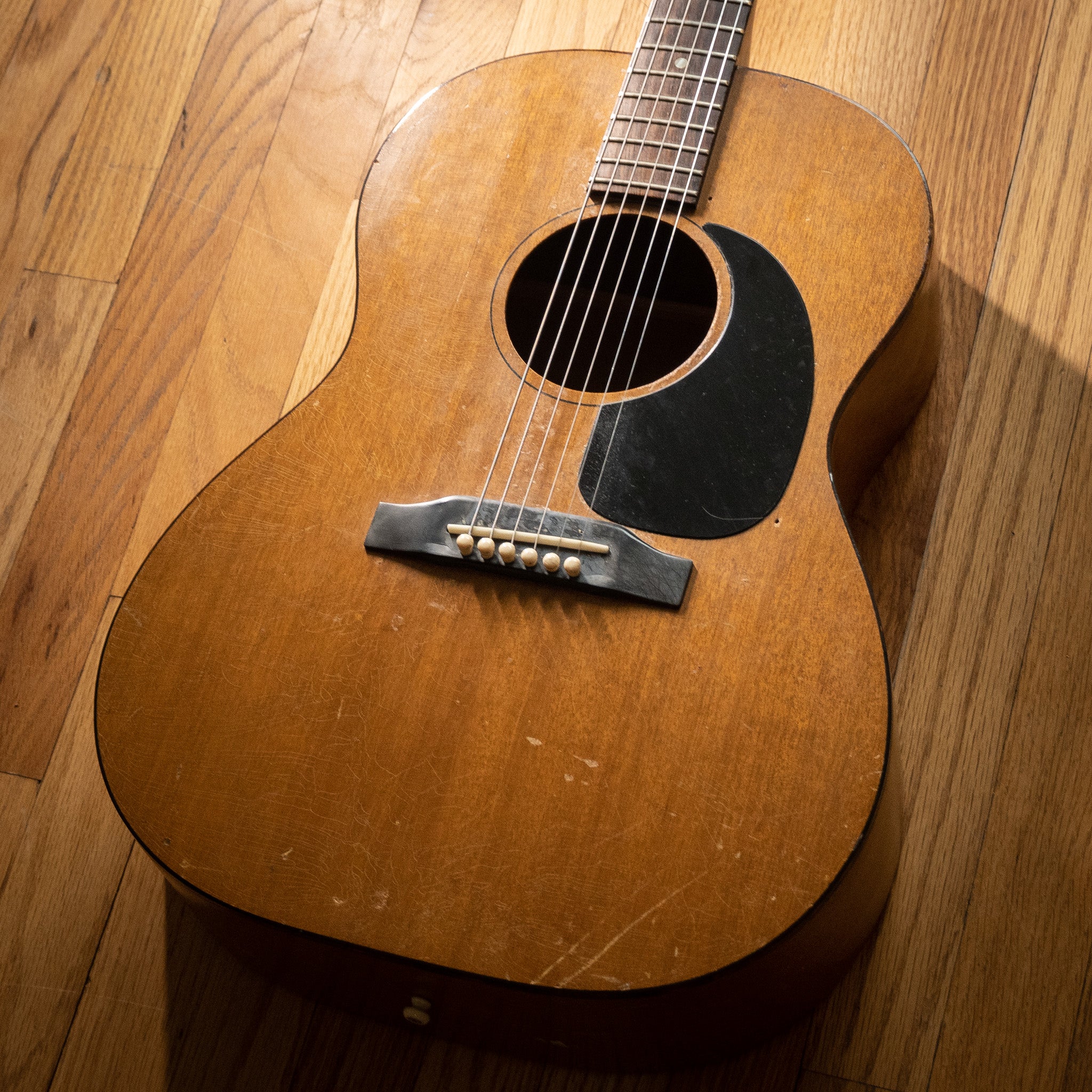 Gibson LG-0 1966 w/HSC