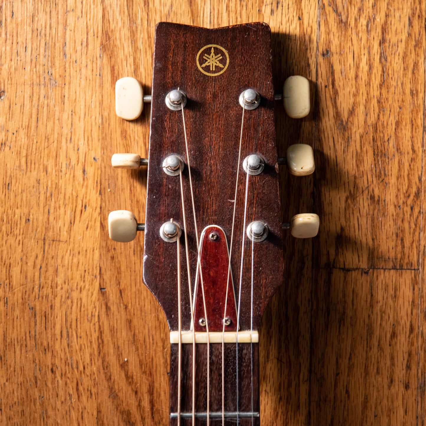 Yamaha FG-110E 70s
