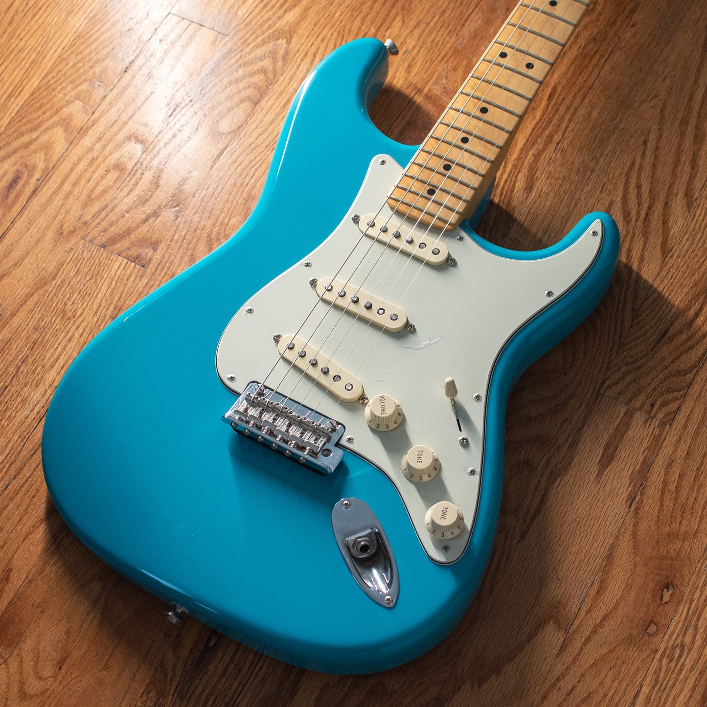 Fender American Pro II Strat Miami Blue w/OHSC